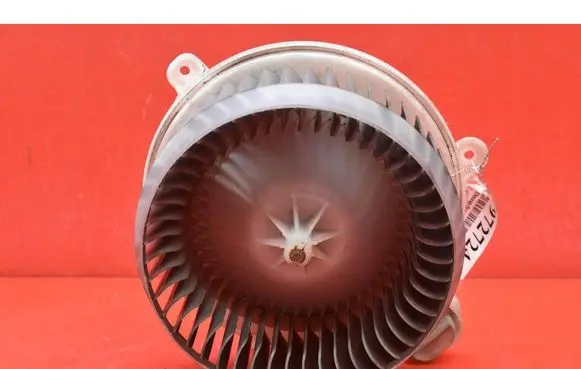 Lexus IS 220D-250-350 Heater fan/blower 272600-0331