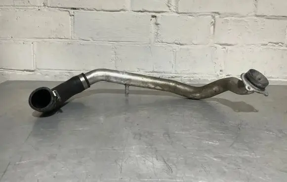 BMW 5 F10 F11 Engine coolant pipe/hose 7583939