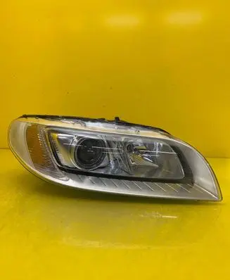 Volvo XC70 Headlight/headlamp 31420014