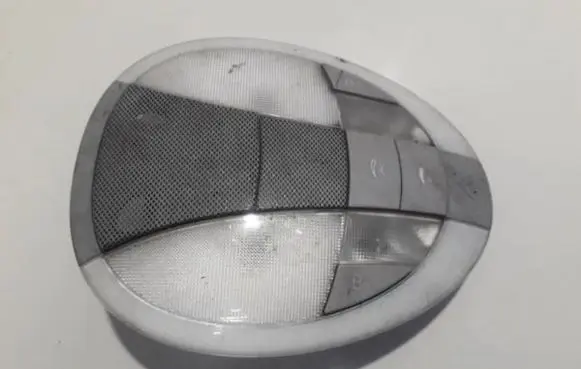 Mercedes-Benz E W211 Front seat light a2118202201