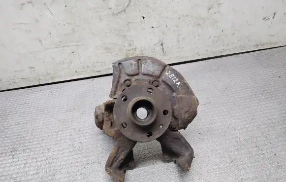 Volkswagen Golf IV Front wheel hub spindle knuckle