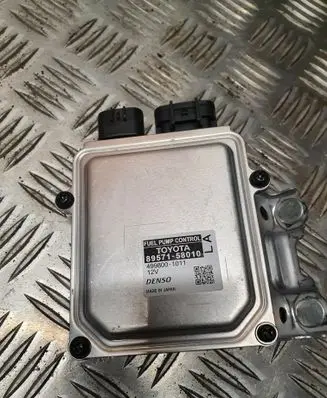 Lexus RX 450H Fuel injection pump control unit/module 8957158010 4998001011
