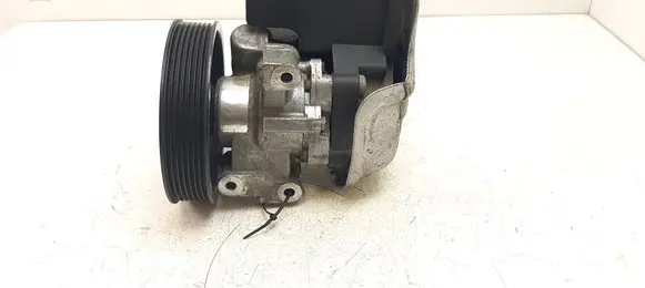 Mercedes-Benz C W203 Power steering pump 7691332130