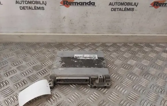 Renault Laguna I Engine control unit/module ECU S101727104 7700864485