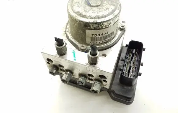 Nissan Leaf I (ZE0) ABS Pump 476604NC0B