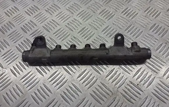 Volkswagen PASSAT B6 Fuel main line pipe 03L130089