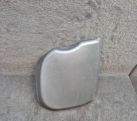 Audi Q7 4L Rear/tail light trim molding 4L0945425