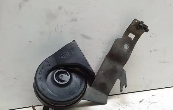 Ford Mondeo Mk III Horn signal 55306