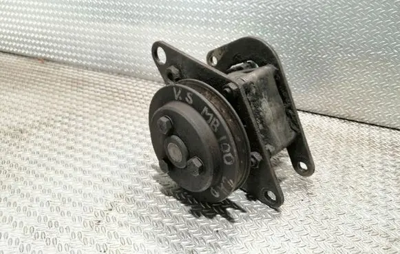 Mercedes-Benz 100 W631 Power steering pump 6154660615 0054449 KS00001759