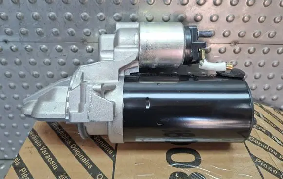 Peugeot Boxer Starter motor S26340055 0001109325