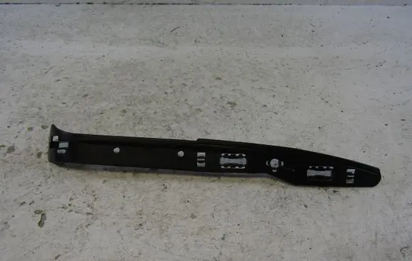 Volkswagen Transporter - Caravelle T5 Front bumper mounting bracket 7E0807184A