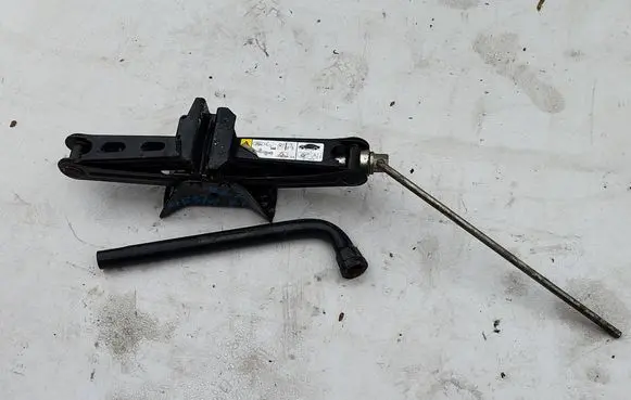 Ford Fiesta Lift Jack 
