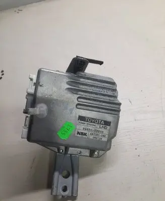Toyota Corolla E120 E130 Power steering control unit/module 8965002010 060726 EATCEC046