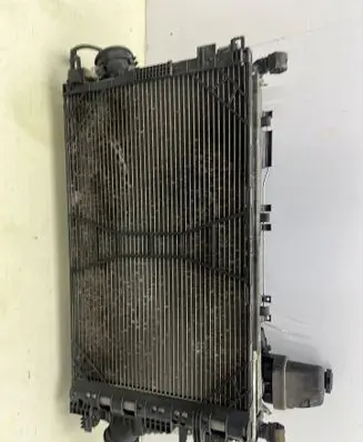 Opel Insignia A Coolant radiator 13241751
