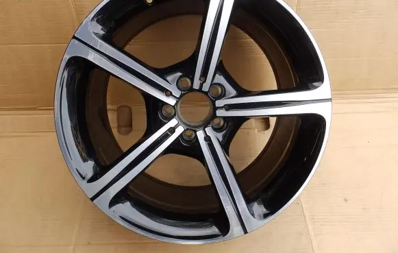 Mercedes-Benz CLS W257 R19 alloy rim 