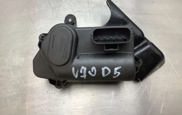 Volvo V70 Intake manifold valve actuator/motor 30756100
