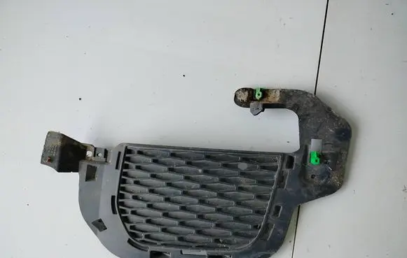 Land Rover Evoque I Front bumper lower grill