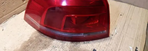 Volkswagen PASSAT B7 Rear/tail lights