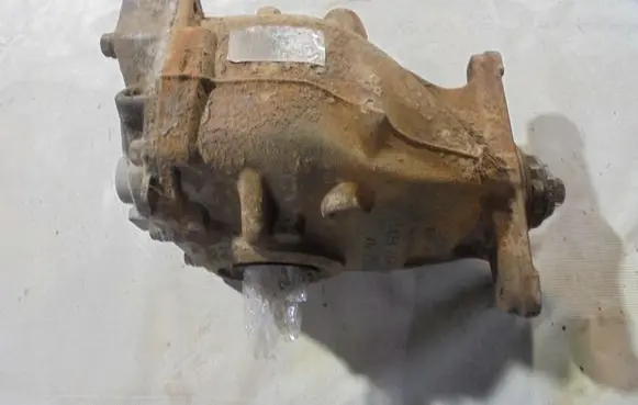 BMW X3 F25 Rear differential 7564867