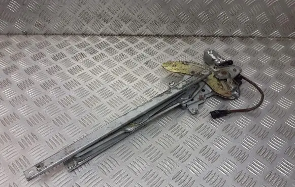 KIA Carens II Rear door window regulator with motor XH004P0