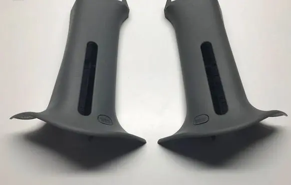 Chrysler Grand Voyager IV (D)pillar trim (top) 05028277 05028278