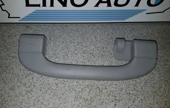 BMW 5 E60 E61 Rear interior roof grab handle 7033662