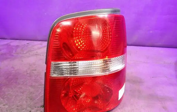 Volkswagen Touran I Rear/tail lights