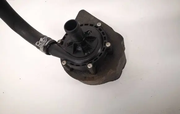 Tesla Model S Electric auxiliary coolant/water pump 106747300H
