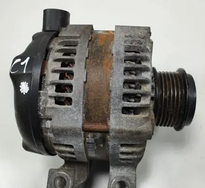 Opel Insignia A Generator/alternator 13595199
