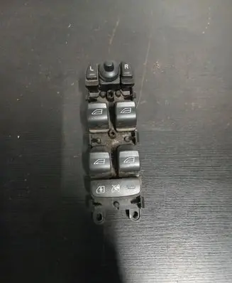 Volvo S80 Electric window control switch 30773383 03451210