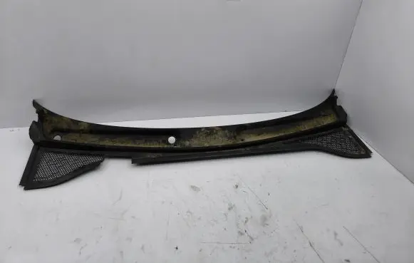 Audi Q3 F3 Wiper trim 83C819403A9B9