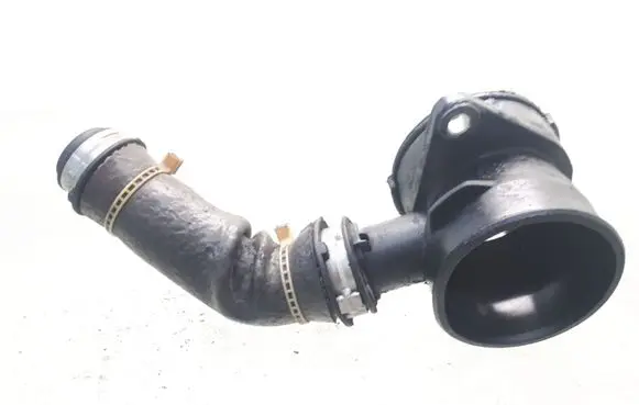 Ford Focus Intercooler hose/pipe AV616C784AD