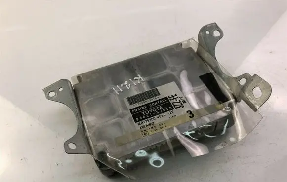 Toyota Corolla E110 Other control units/modules 8966102630 K1211