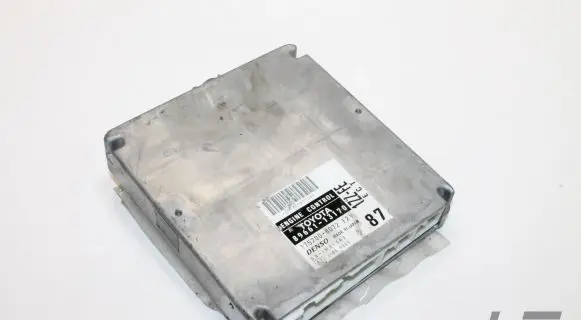 Toyota Corolla Verso E121 Engine control unit/module 8966113170 1752008072