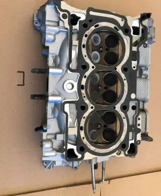 Ford Kuga III Engine head RFHX7G6090AF