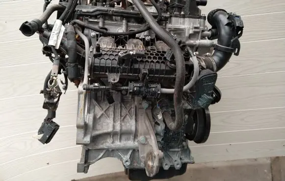 Peugeot 3008 II Engine 10TMA3