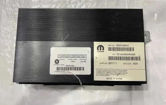 Jeep Cherokee Sound amplifier 05091999AC