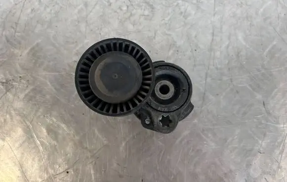 BMW X5M E70 Generator/alternator belt tensioner 7549973