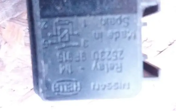 Nissan Almera N16 Other relay 25230