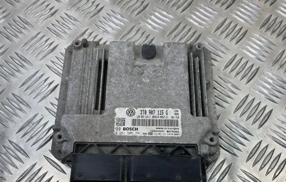 Skoda Superb B6 (3T) Engine control unit/module 3T0907115G 1Z0907115F 0261S05741