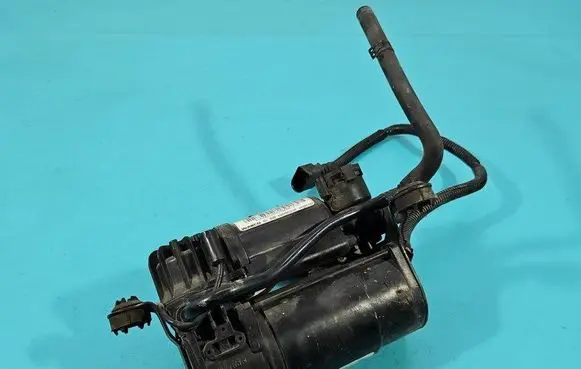 Audi A8 S8 D3 4E Air suspension compressor 15.1550-0021.2 IMPRK1507585