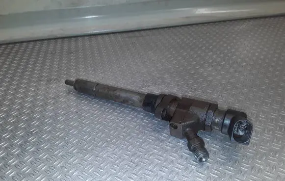 Ford Mondeo MK IV Fuel injector 9657144580