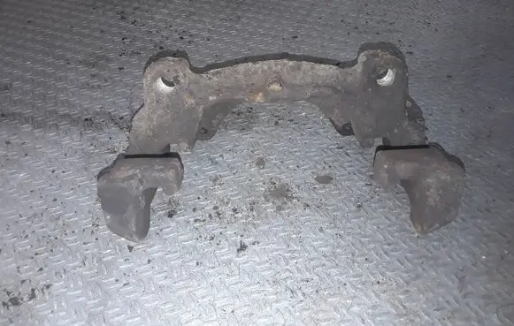 Ford Mondeo MK IV Front Brake Caliper Pad/Carrier 