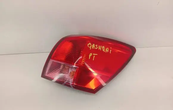 Nissan Qashqai Rear/tail lights