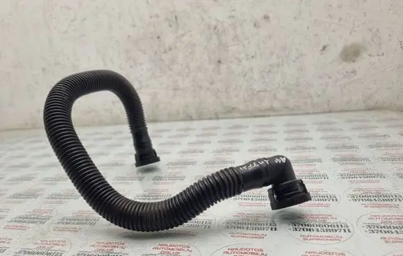 Audi A4 S4 B7 8E 8H Breather/breather pipe/hose 06F103235