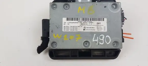 Mercedes-Benz E C207 W207 Head unit multimedia control A2049000300
