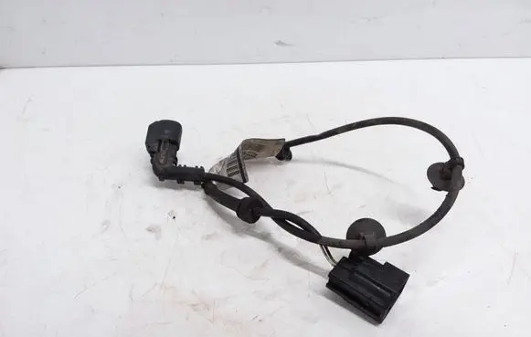 Volvo C30 Rear ABS sensor wiring 30667438A