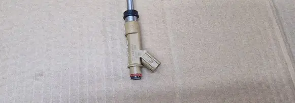 Toyota Auris E180 Fuel injector 232500T030