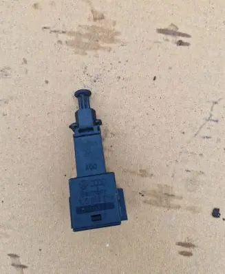 Volkswagen Sharan Brake pedal sensor switch 1J0945511A