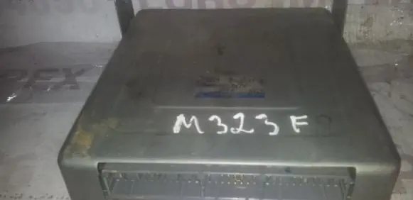 Mazda 323 F Engine control unit/module Z50918881B E2T81671M